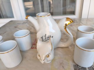 Chocolatera de porcelana con 6 tazas vasos