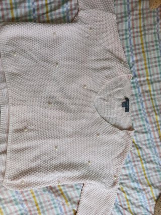 Suéter rosa perlado talla única