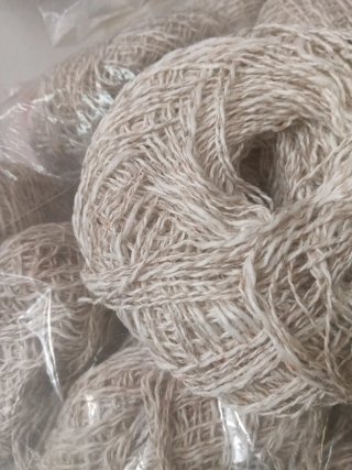 Lote 20 ovillos hilo lana beige