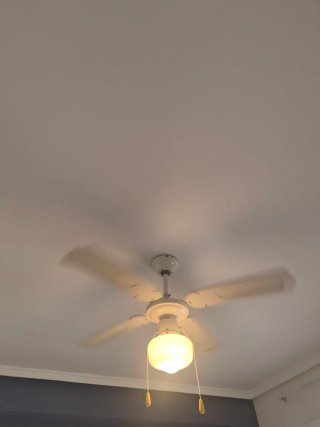 Ventilador de techo 4 aspas, con lámpara
