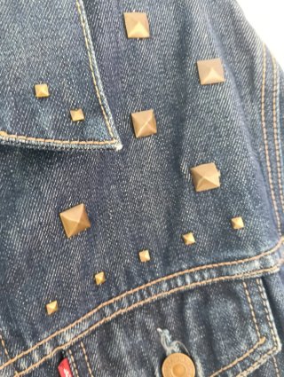 Chaqueta Levis vaquera tachuelas