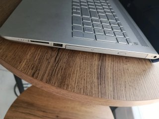 HP Pavilion Envy B&O AMD A12 9720p