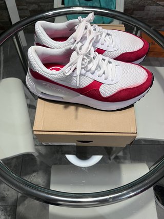 Nike Air Max SYSTM rojo terciopelo 41 originales
