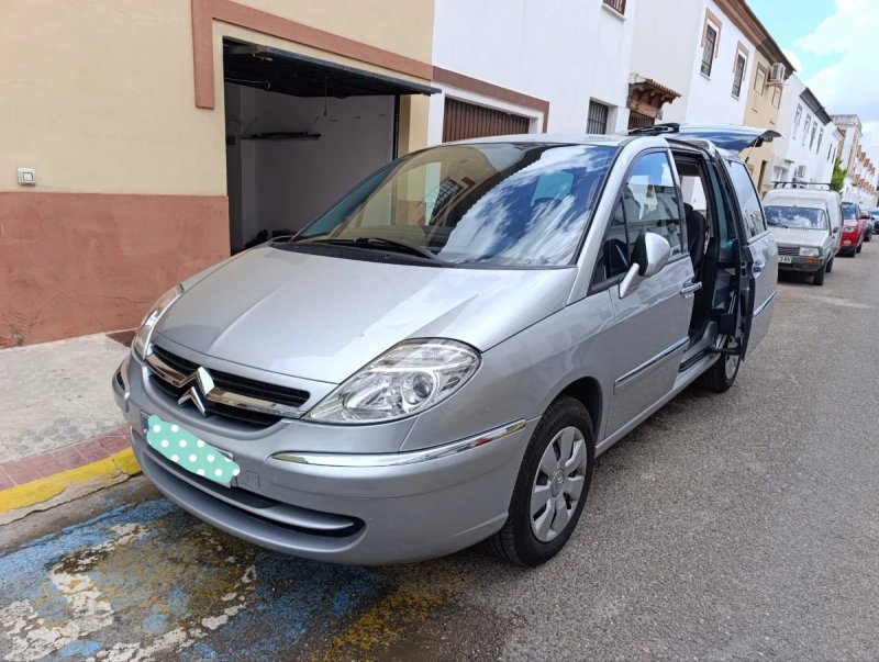Citroen C8 2010 - foto 1