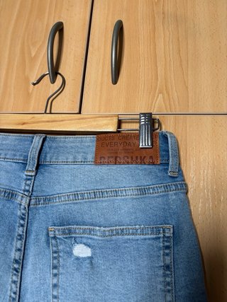 Bershka Shorts Hombre Azules Rotos