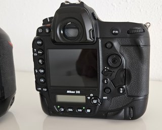 Nikon D5 - 2 unidades