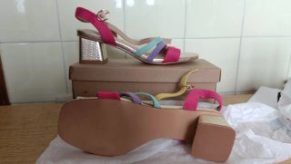 Sandalias de tacón multicolor talla 37 (Alicante)