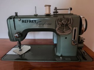Máquina de coser Refrey Transforma