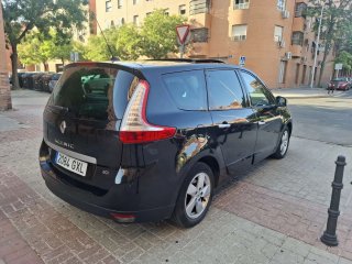 Renault Grand Scenic 2010