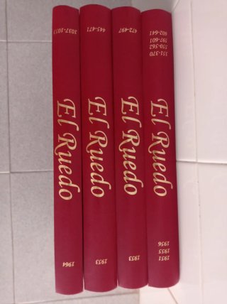 24 tomos de Colección libros tauromaquia el ruedo