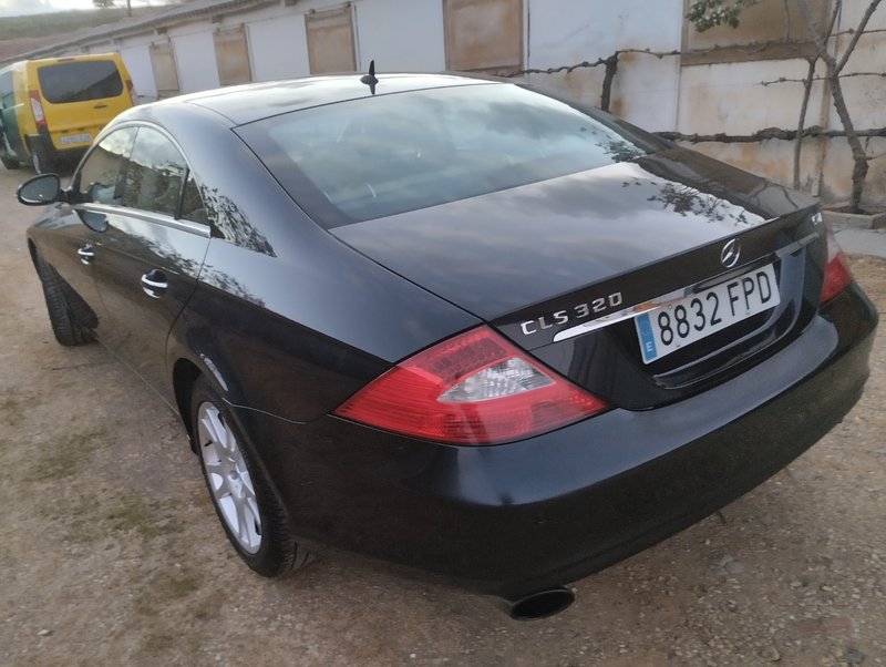 Mercedes-Benz Clase CLS 320CDI,1 PROPIETARIO - foto 1
