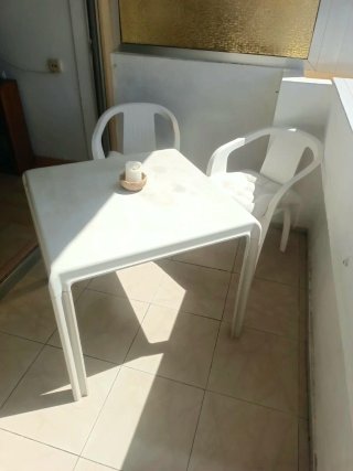 Mesa Terraza 80x80 y 2 Sillas Plástico