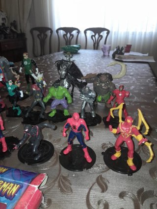 Lote Figuras Spiderman y Superhéroes