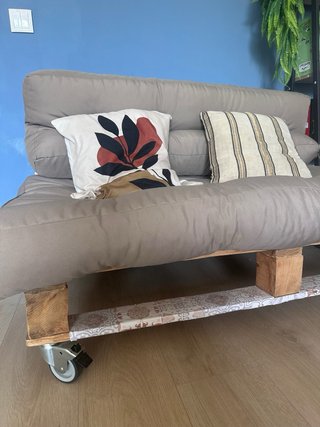 Sofás Palets con Ruedas Beige.