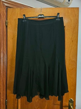 Falda midi gasa negra