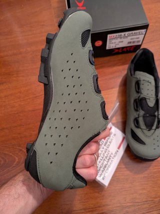 NUEVAS Zapatillas LAKE MX238-X GRAVEL talla 40.5