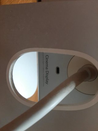 Apple Cinema Display  Monitor