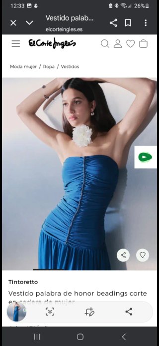 Vestido de invitada azul con capa