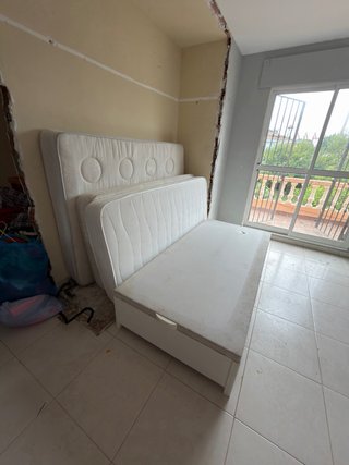 Se regala lote (muebles, ropa, tv,colchones