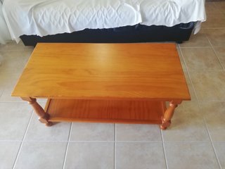 Comedor de pino con 4 sillas