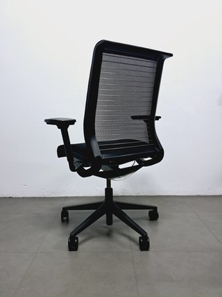 Silla STEELCASE THINK ergonómica profesional