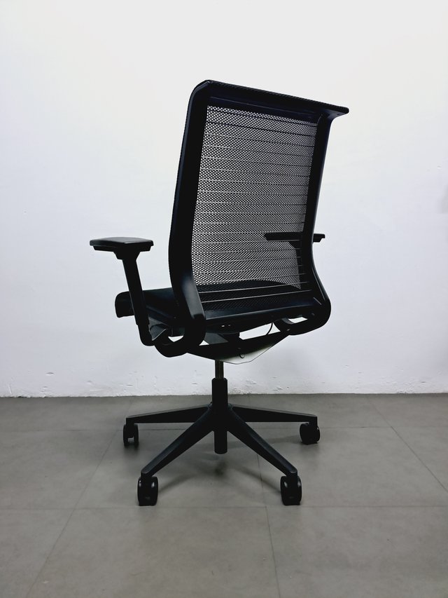 Silla STEELCASE THINK ergonómica profesional