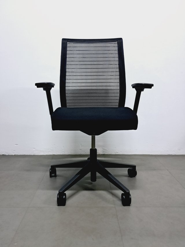Silla STEELCASE THINK ergonómica profesional