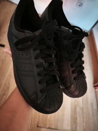 Adidas Superstar Talla 40 Negras Originales