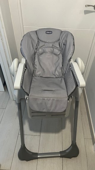 Trona Chicco plegable gris