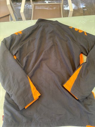Chaqueta Kappa AS Roma 79 cm largo 57cm ancho