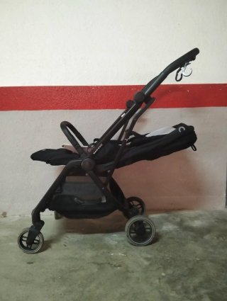 Maxi Cosi Leona Silla de Paseo Negra