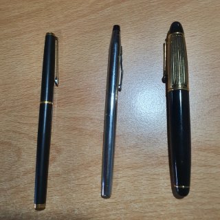 3 Plumas Cross y Montblanc