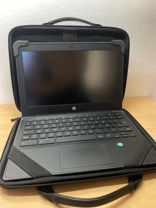 HP Chromebook 11 + Custodia Rigida + Caricatore