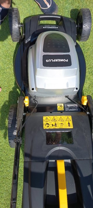 Cortacésped Powerplus 1800W - 1 solo uso