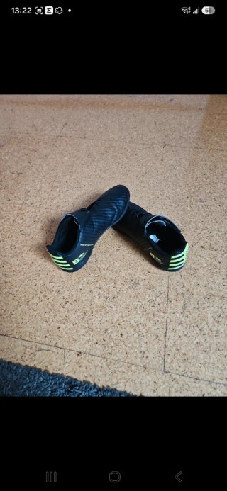 Botas de fútbol para niñ@