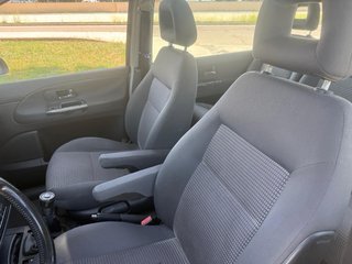 SEAT Alhambra 2004