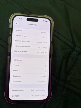 iPhone 15 Pro - Salud Batería 85% +cable Sin caja