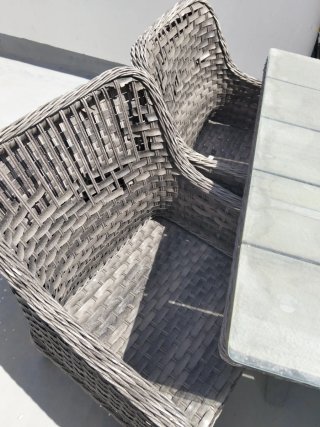 Mesa + 6 sillones terraza cristal y mimbre
