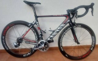 Bicicleta de carretera Canyon
