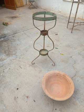 Lavabo terracota con soporte hierro