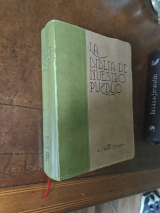 BIBLIA DE NUESTRO PUEBLO PIEL DOS TONOS