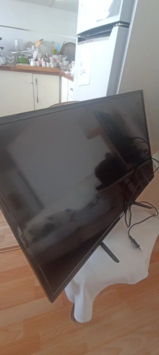 Televisor negro