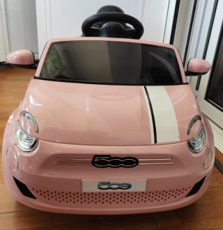 Fiat 500 Eléctrico Rosa