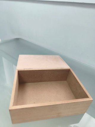 Caja decorativa madera y azul