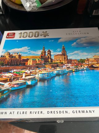 Puzzle 1000 Piezas Faro y Cabaña