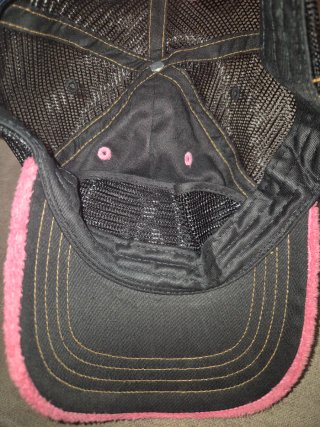 Gorra Von Dutch Rosa Negra Trucker