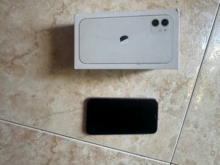 iPhone 11   128 GB color morado