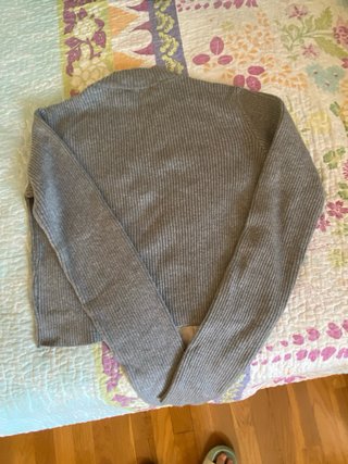 Jersey Brandy Melville gris cuello alto