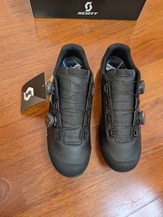 NUEVAS Zapatillas SCOTT GRAVEL TUNED talla 42