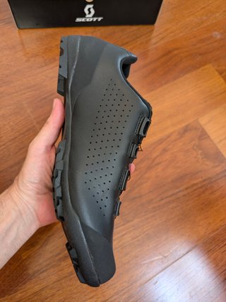 NUEVAS Zapatillas SCOTT GRAVEL TUNED talla 42
